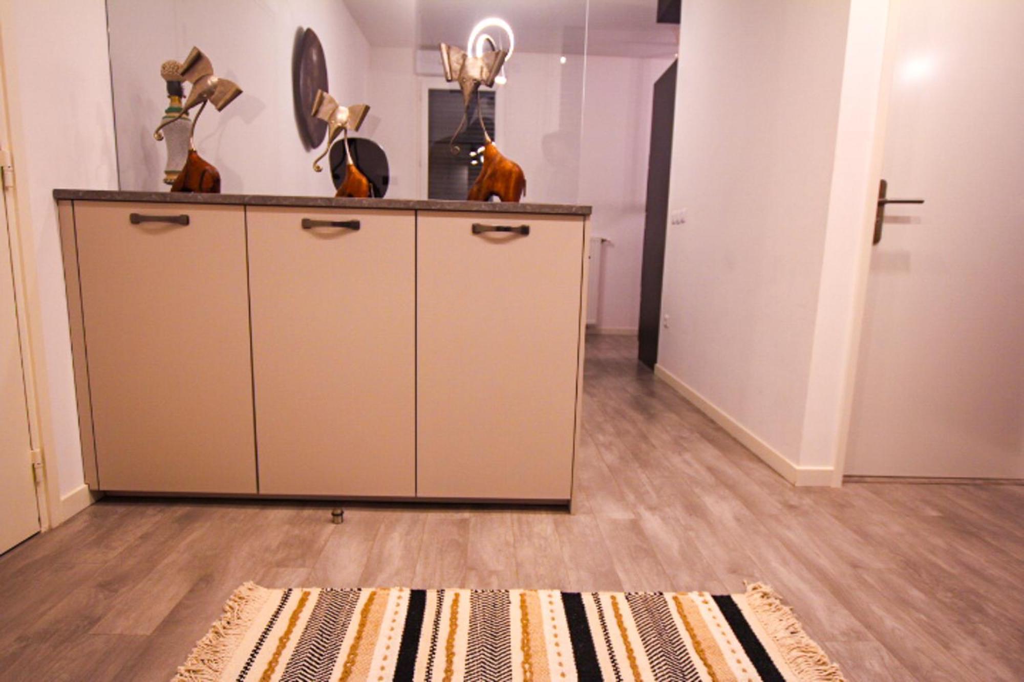 Skyview Luxury Appartement A 몽테브랭 외부 사진