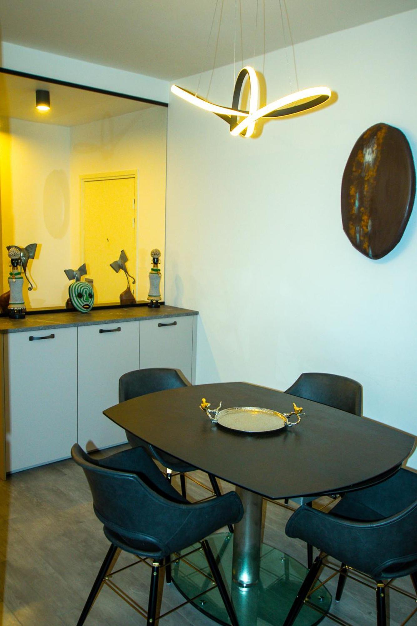 Skyview Luxury Appartement A 몽테브랭 외부 사진